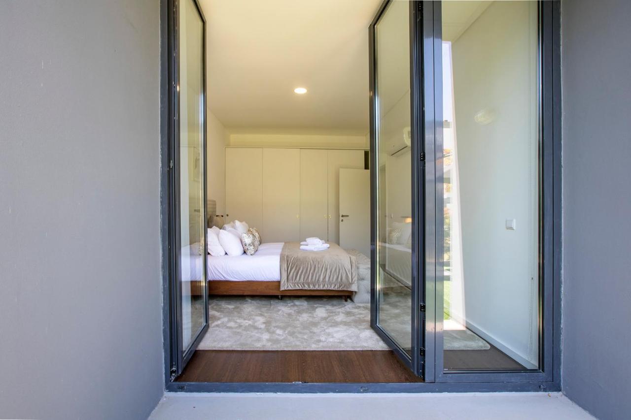 Superb 1Br Flat W/ Garden, Ac & Free Parking By Lovelystay Porto Luaran gambar