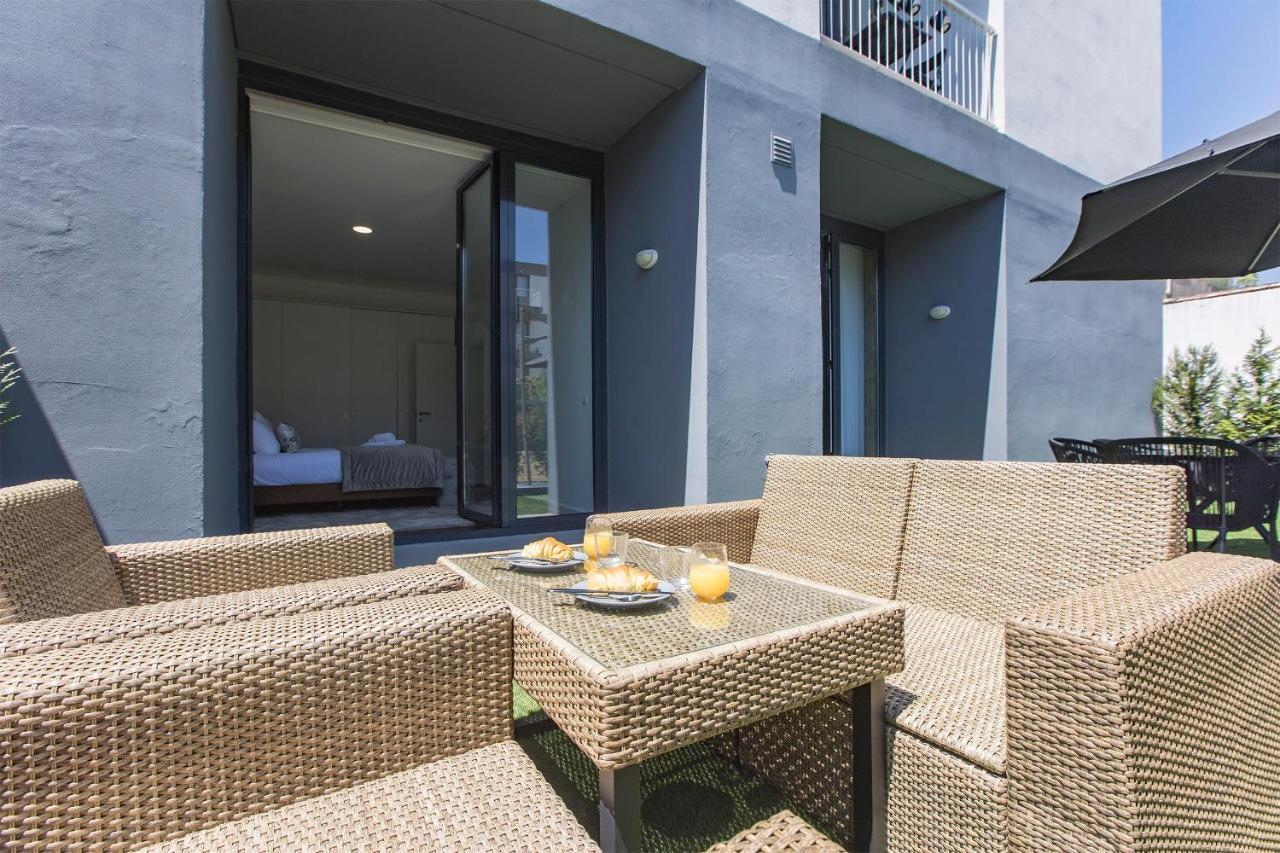 Superb 1Br Flat W/ Garden, Ac & Free Parking By Lovelystay Porto Luaran gambar