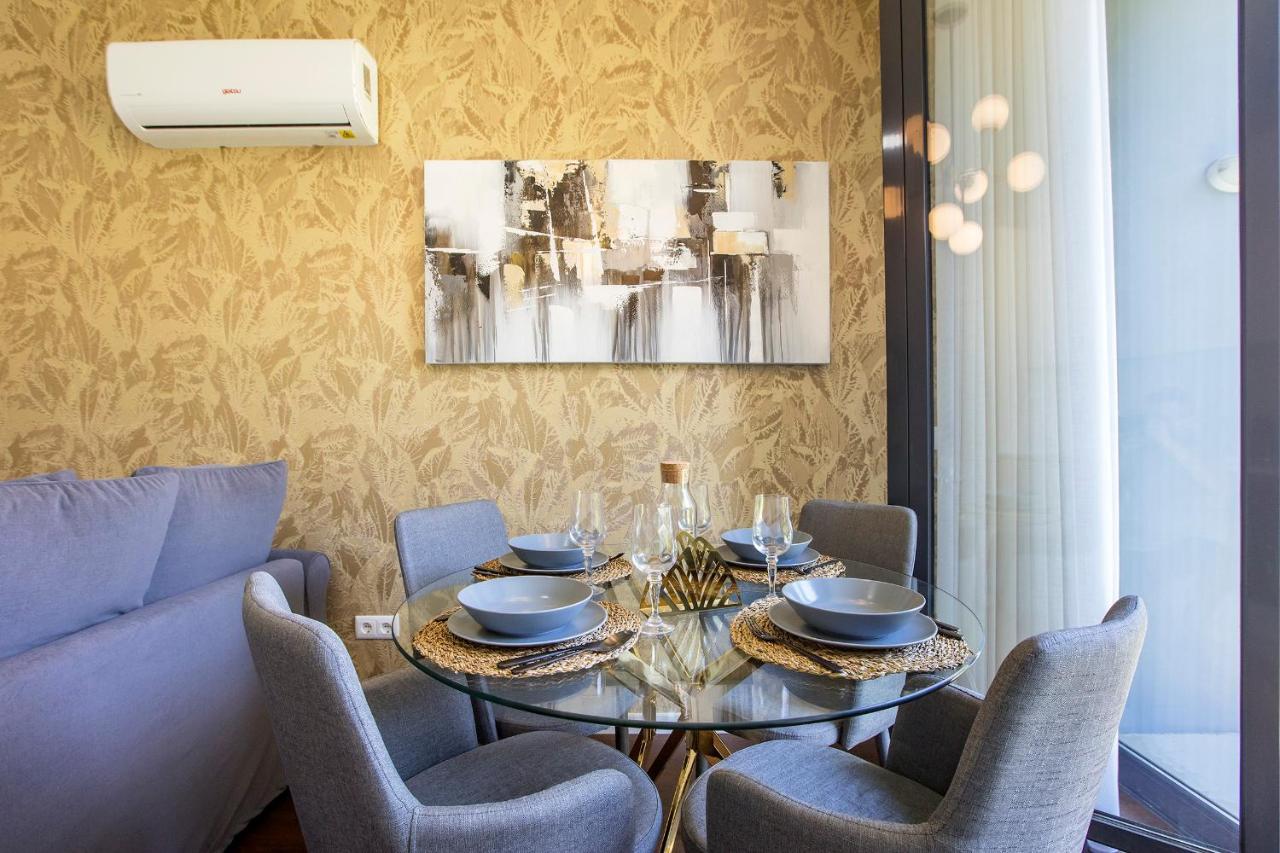 Superb 1Br Flat W/ Garden, Ac & Free Parking By Lovelystay Porto Luaran gambar